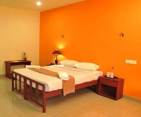 New Kovalam Beach Hotel